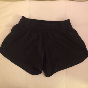 Lululemon Tracker Short V Size 10